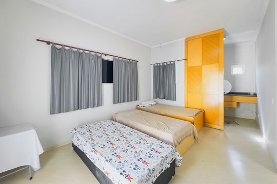 Quarto 1 de casa de condomínio para alugar com 8 quartos, 570m² em Pqe Res Aquarius, São José dos Campos