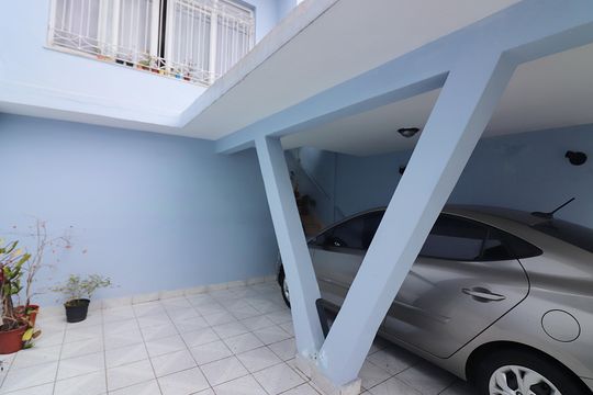 Garagem de casa à venda com 2 quartos, 140m² em Vila Jordanopolis, São Bernardo do Campo