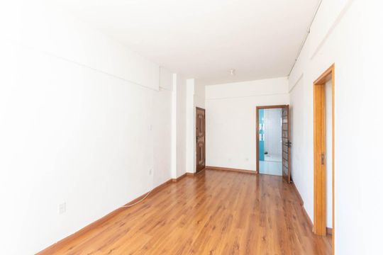 Sala de apartamento à venda com 2 quartos, 70m² em Praça da Bandeira, Rio de Janeiro