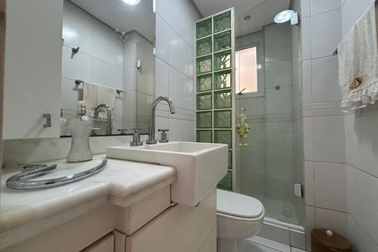 Banheiro Social de apartamento para alugar com 3 quartos, 170m² em Centro, São Leopoldo