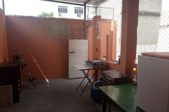 Casa à venda com 2 quartos, 90m² em Penha, Rio de Janeiro