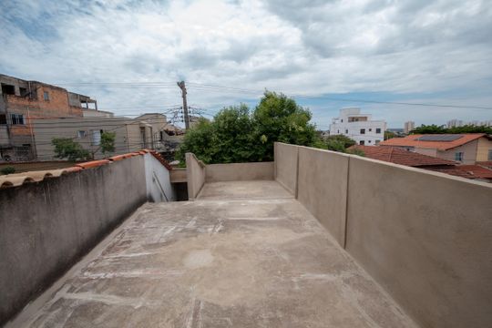 Casa 1 - Terraço de casa à venda com 8 quartos, 360m² em São João Batista, Belo Horizonte