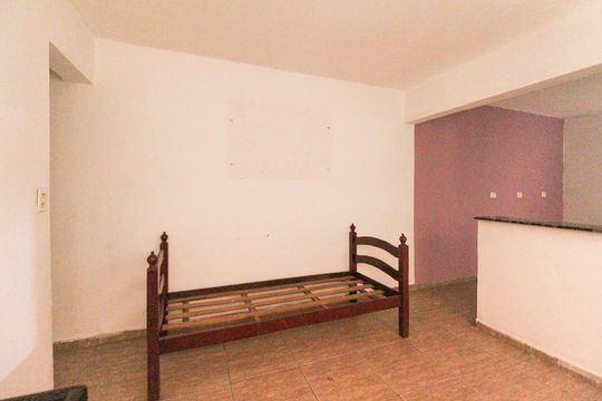 Cozinha de casa para alugar com 1 quarto, 65m² em Jardim Dona Deolinda, São Paulo