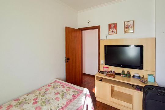 Quarto 2 de apartamento à venda com 3 quartos, 78m² em Santa Efigênia, Belo Horizonte