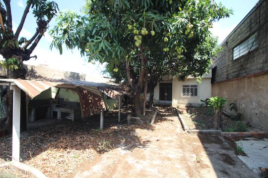 Quintal de casa à venda com 3 quartos, 147m² em Inconfidentes, Contagem