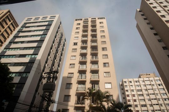 Fachada de apartamento à venda com 2 quartos, 65m² em Vila Clementino, São Paulo