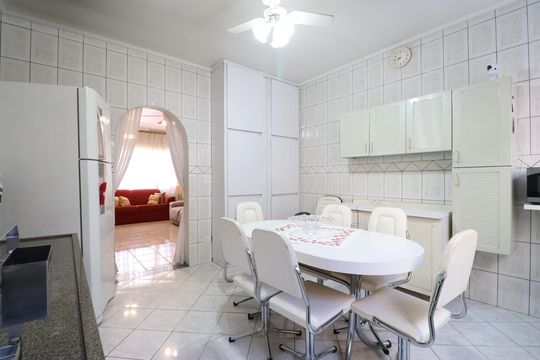 Cozinha de casa à venda com 2 quartos, 100m² em Água Branca, São Paulo