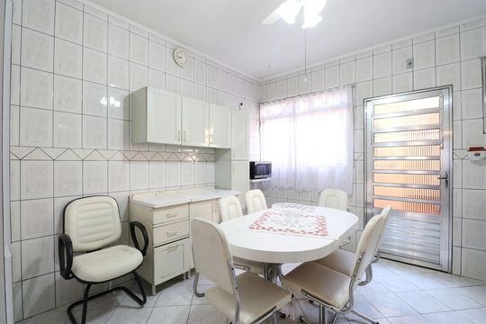 Cozinha de casa à venda com 2 quartos, 100m² em Água Branca, São Paulo