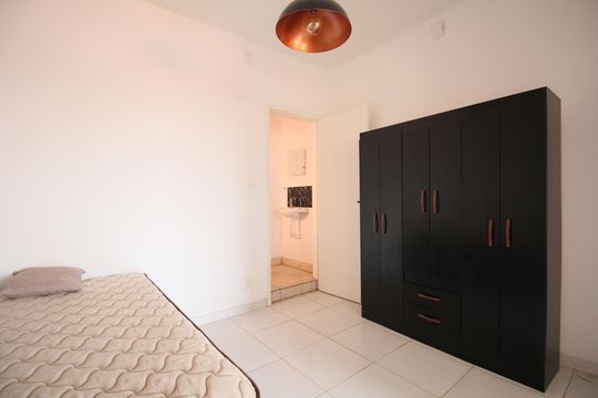 Studio de kitnet/studio para alugar com 1 quarto, 22m² em Jardim Monte Kemel, São Paulo