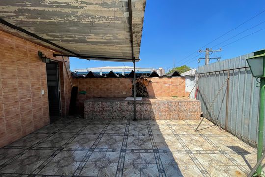 Quintal de casa para alugar com 2 quartos, 250m² em Vila Lageado, São Paulo