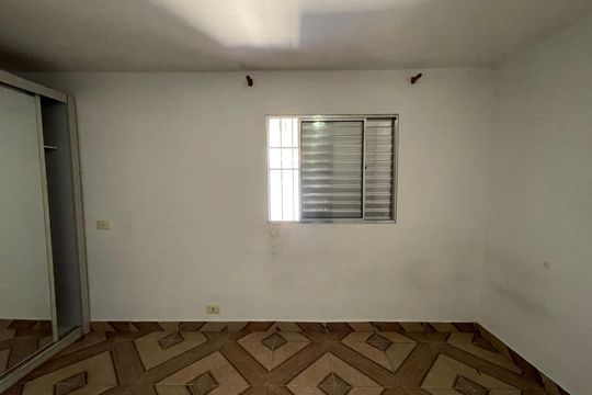 Quarto 1 de casa para alugar com 2 quartos, 250m² em Vila Lageado, São Paulo