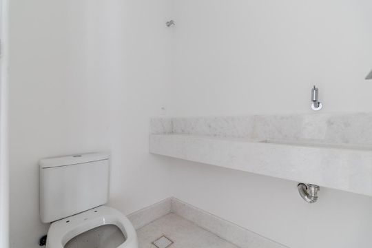 Lavabo de apartamento à venda com 3 quartos, 208m² em Jardim Paulista, São Paulo