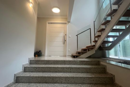 Casa de Condomínio à venda com 5 quartos, 300m² em Parque das Quaresmeiras, Campinas