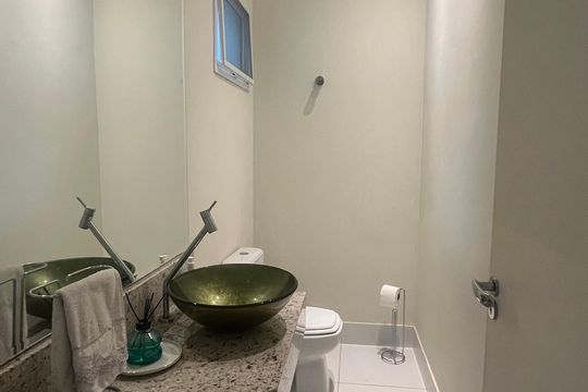 Casa de Condomínio à venda com 5 quartos, 300m² em Parque das Quaresmeiras, Campinas