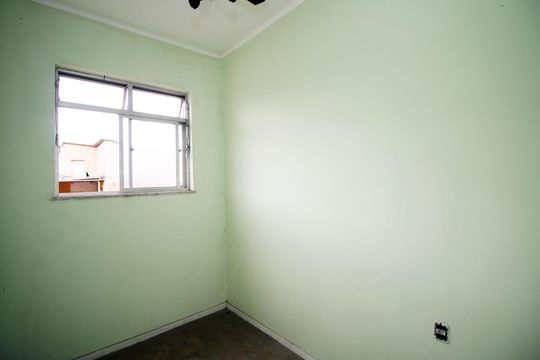 Quarto 3 de apartamento à venda com 3 quartos, 65m² em Brás de Pina, Rio de Janeiro