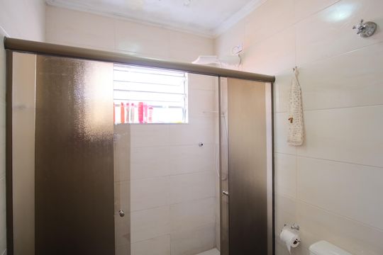 Banheiro 2 de casa para alugar com 3 quartos, 235m² em Vila Carrão, São Paulo