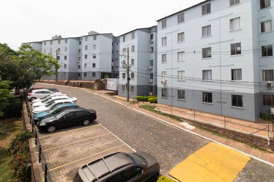Vista do Quarto 1 de apartamento para alugar com 2 quartos, 49m² em Campo Novo, Porto Alegre