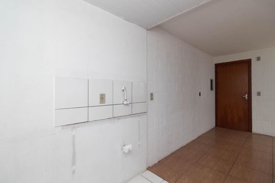 Cozinha de apartamento para alugar com 2 quartos, 49m² em Campo Novo, Porto Alegre