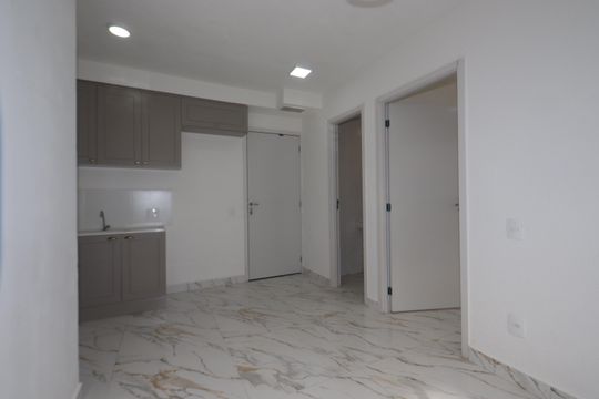 Sala de apartamento à venda com 2 quartos, 32m² em Quinta da Paineira, São Paulo