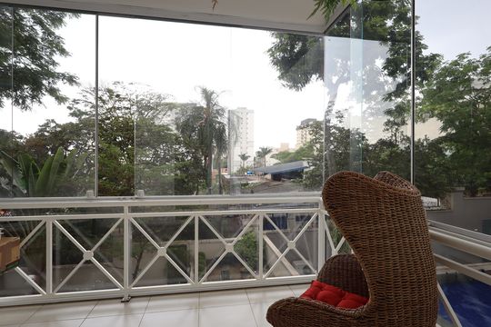 Varanda da Suíte de casa de condomínio à venda com 4 quartos, 420m² em Jardim Leonor, São Paulo