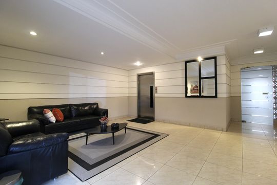 Hall Social de apartamento à venda com 3 quartos, 170m² em Indianópolis, São Paulo