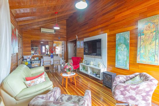 Sala de casa à venda com 2 quartos, 100m² em Niterói, Canoas