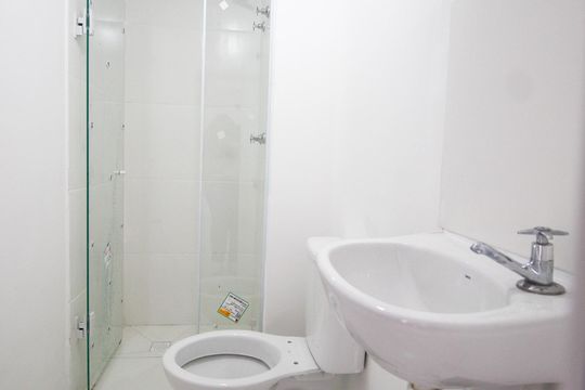 Banheiro Social de apartamento para alugar com 2 quartos, 32m² em Vila Plana, São Paulo