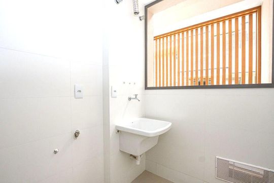 Apartamento à venda com 3 quartos, 105m² em Piratininga, Niterói
