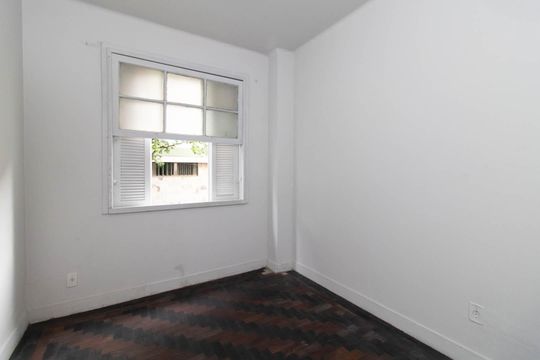 Quarto 1 de casa à venda com 3 quartos, 298m² em Centro Histórico, Porto Alegre