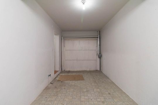 Garagem de casa à venda com 3 quartos, 298m² em Centro Histórico, Porto Alegre
