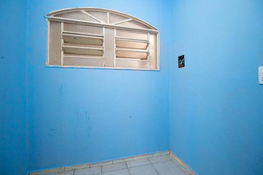 Cozinha e Área de Serviço de kitnet/studio para alugar com 1 quarto, 35m² em Setor Habitacional Vicente Pires, Brasília