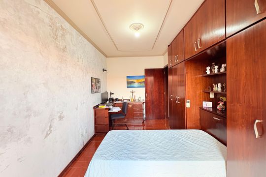 Quarto 1 de casa à venda com 3 quartos, 200m² em Jardim Florestal, Jundiaí