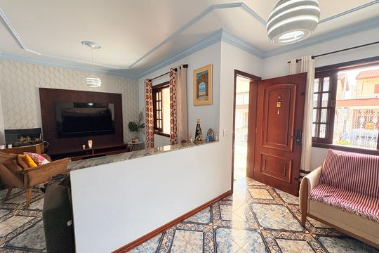 Casa à venda com 3 quartos, 200m² em Jardim Florestal, Jundiaí
