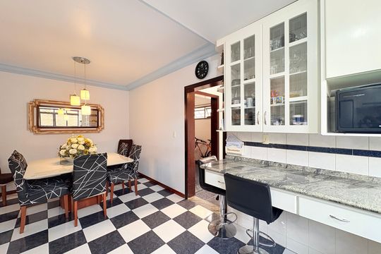 Cozinha de casa à venda com 3 quartos, 200m² em Jardim Florestal, Jundiaí