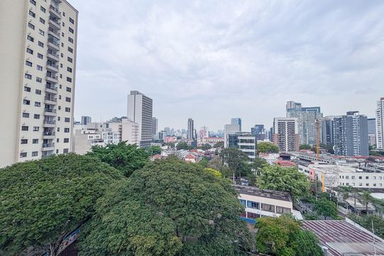 Varanda  de kitnet/studio à venda com 1 quarto, 28m² em Pinheiros, São Paulo