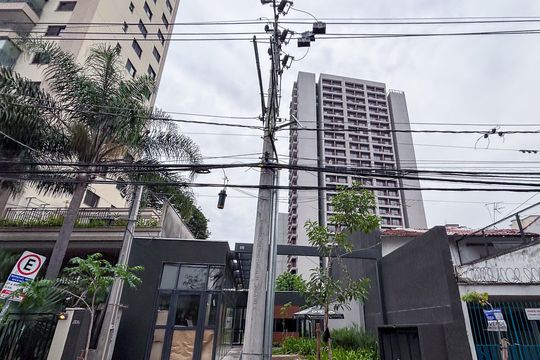 Fachada de kitnet/studio à venda com 1 quarto, 28m² em Pinheiros, São Paulo