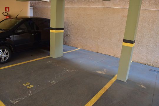 Garagem de apartamento para alugar com 1 quarto, 37m² em Jardim Irajá, Ribeirão Preto