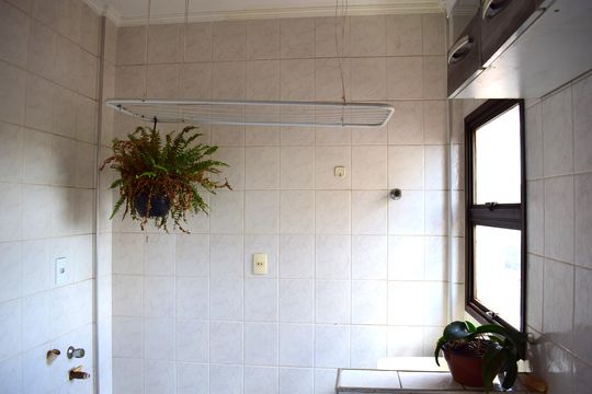 Cozinha e Área de Serviço de apartamento para alugar com 1 quarto, 37m² em Jardim Irajá, Ribeirão Preto
