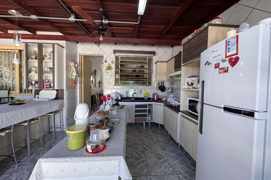 Casa à venda com 3 quartos, 129m² em Santo Andre, São Leopoldo