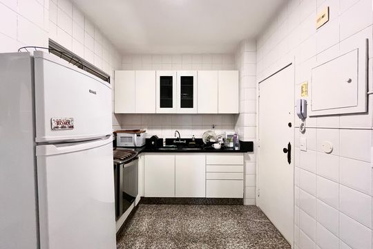 Cozinha de apartamento à venda com 2 quartos, 80m² em Ipanema, Rio de Janeiro