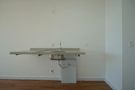 Cozinha de kitnet/studio à venda com 1 quarto, 28m² em Sacoma, São Paulo