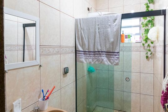 Casa à venda com 3 quartos, 177m² em Vila Santa Catarina, São Paulo