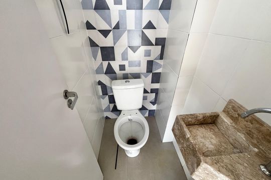 Varanda gourmet Banheiro de casa de condomínio para alugar com 3 quartos, 150m² em Jardim Santa Ines, São Paulo