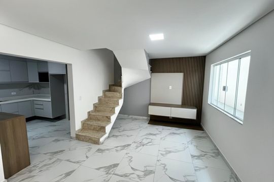 Sala de casa de condomínio para alugar com 3 quartos, 150m² em Jardim Santa Ines, São Paulo