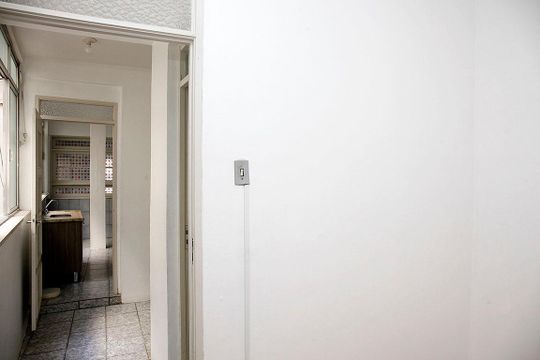 Corredor de apartamento para alugar com 3 quartos, 154m² em Centro Histórico, Porto Alegre
