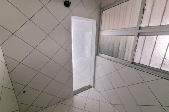 Área de Serviço de apartamento para alugar com 2 quartos, 97m² em Costa Azul, Salvador