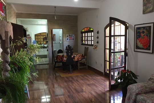 Casa para alugar com 4 quartos, 500m² em Vila Aurea, Poá