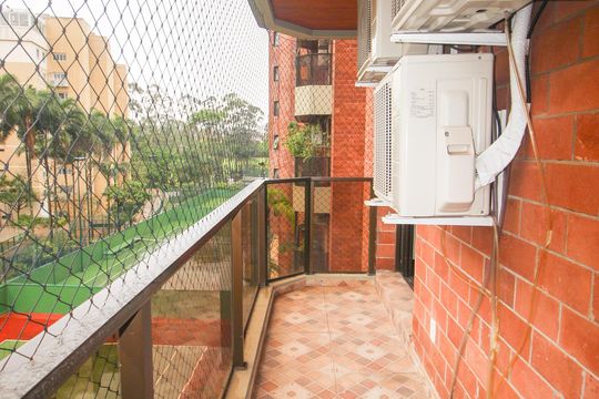 Varanda da Suíte 2 de apartamento à venda com 3 quartos, 198m² em Paraíso do Morumbi, São Paulo