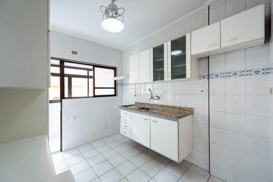 Cozinha de apartamento para alugar com 1 quarto, 62m² em Boqueirão, Santos