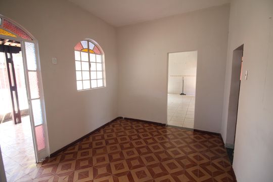 Sala de casa à venda com 3 quartos, 320m² em Eldoradinho, Contagem